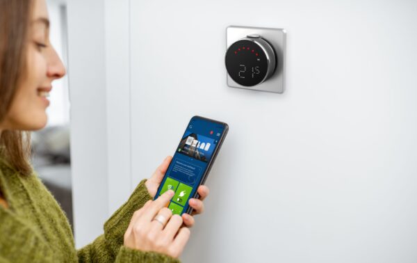 Termostat ambient inteligent fara fir Salus Elypso EL600F. 5 ani garantie